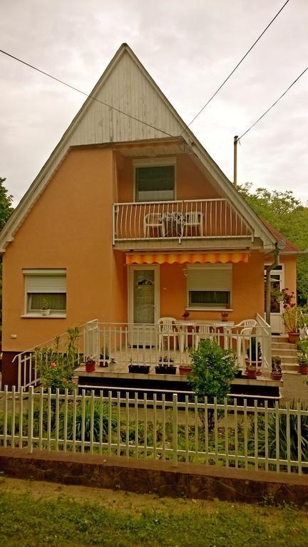 Dora Apartmanhaz Zalakaros Exteriér fotografie